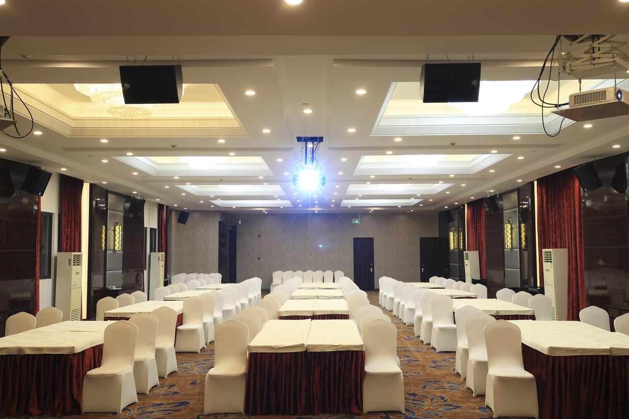Crown Crystal Hotel Şanghay Dış mekan fotoğraf