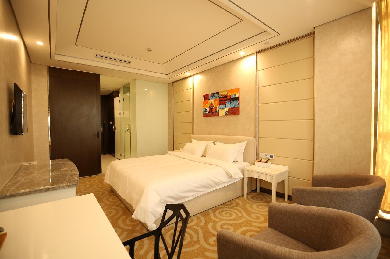 Crown Crystal Hotel Şanghay Dış mekan fotoğraf