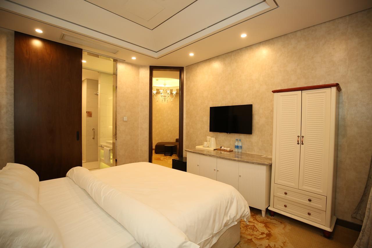 Crown Crystal Hotel Şanghay Dış mekan fotoğraf